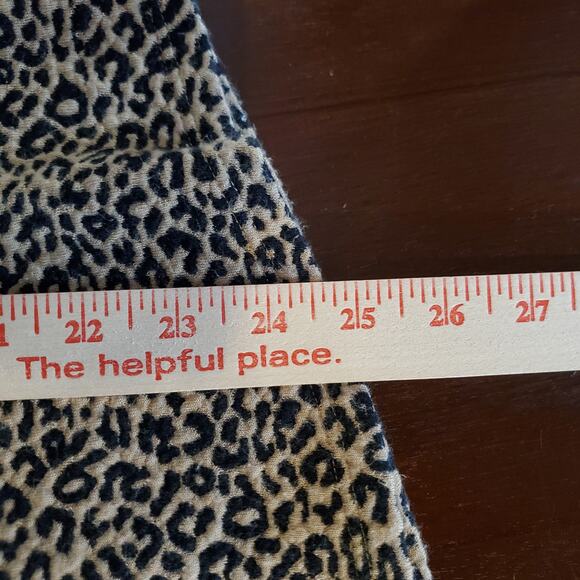 Chicos Womens Leopard Animal Print 1/2 Puff Sleeve Knit Top Size 2 L Office Work - Picture 11 of 11